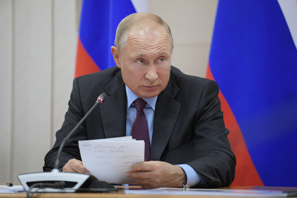 Путин раскритиковал назвавшую пострадавших от паводка бичами чиновницу